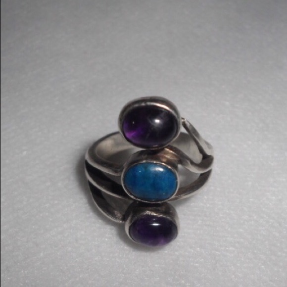 Vintage Jewelry - Vintage 925 Silver Ring